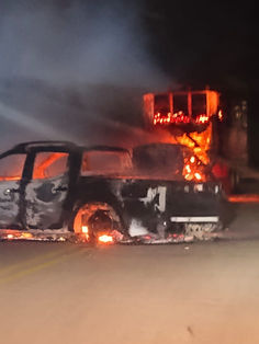 Pánico en Villaflores: incendian vehículos en Nuevo México