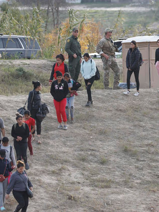 México reprueba comentarios de gobernador de Texas sobre dispararles a migrantes