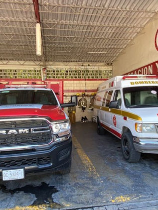 Bomberos operan en números rojos