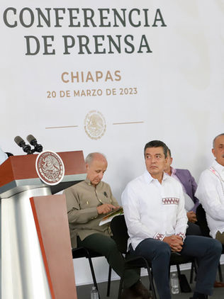 AMLO afirma que casi todos los hogares de Chiapas reciben apoyo federal; Escandón agradece inversión