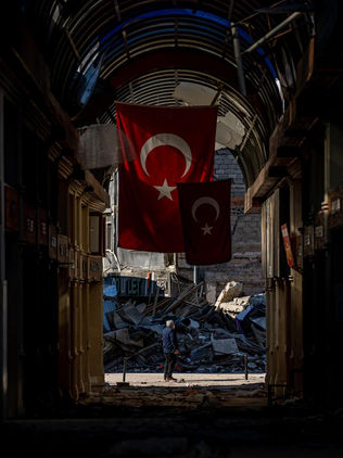 Más de 35.000 fallecidos y 100.000 heridos en Turquía por los terremotos