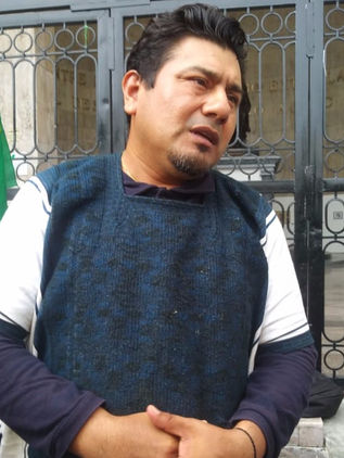 Exhiben a fiscal señalado de abusos contra ambulantes