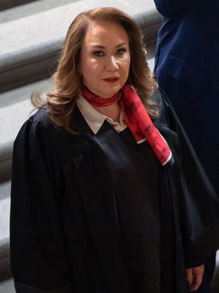 SEP no retirará título de ministra del Supremo que plagió tesis