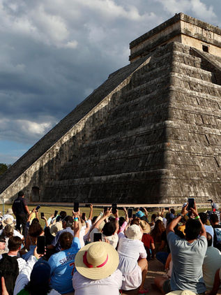 Chichén Itzá acoge entre hallazgos el equinoccio de primavera