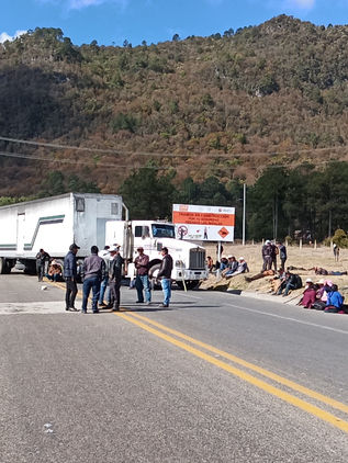 Más de 10 horas bloquearon accesos a San Cristóbal para demandar mejora en electrificación