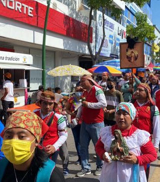 Brindan apoyo a peregrinos guadalupanos