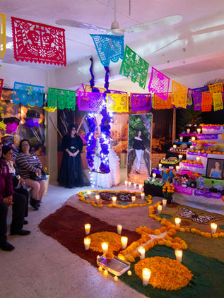 Piden justicia por Debanhi Escobar con un altar de muerto