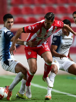 Guadalajara derrota de forma agónica al Necaxa en tiempo de compensación