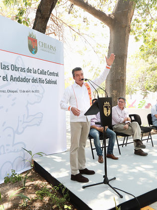 Inaugura Rutilio Escandón rehabilitación de la Calle Central en Tuxtla Gutiérrez
