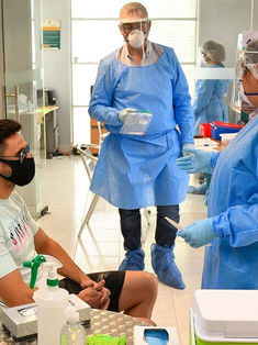 México rebasa 220 mil casos de COVID-19 con medio país en semáforo naranja