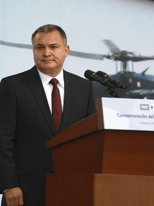 Testigo dice que García Luna pagó a periódico para limpiar imagen