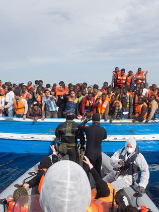 Disminuye llegada de migrantes a Europa por mar: OIM