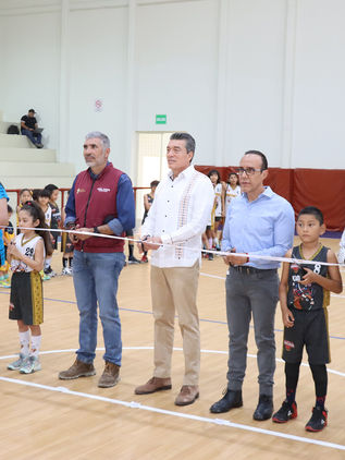 En Suchiapa, Rutilio Escandón inaugura reconstrucción del Auditorio René Solís Gamboa
