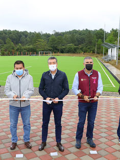 Rutilio Escandón inaugura la rehabilitación de la Unidad Deportiva de Jitotol
