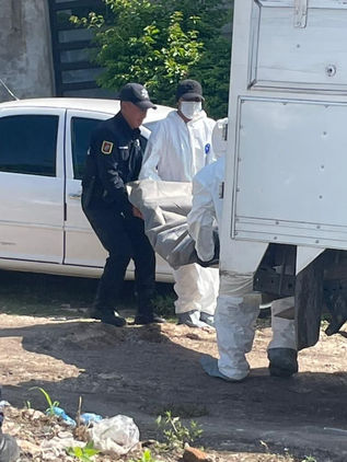 Lo encontraron sin vida al interior de su camioneta