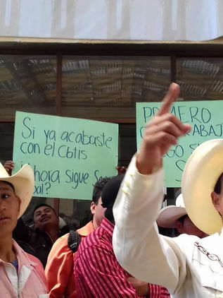 En zafarrancho termina Sesión de Cabildo, piden renuncia de Jerónima