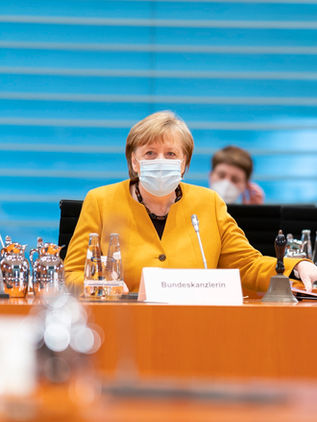 Merkel da marcha atrás a parón de Semana Santa en Alemania