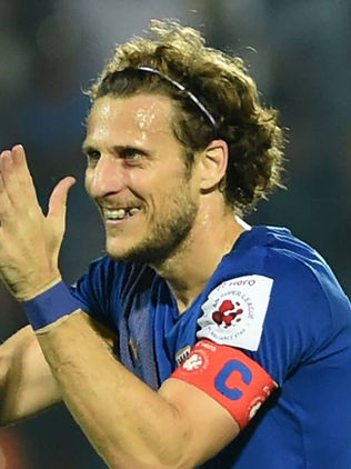 Admite Forlán beneficios del VAR