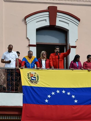 Maduro rechaza renunciar y dice estar abierto al diálogo
