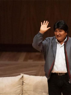 Evo Morales pide cooperación para sus gastos