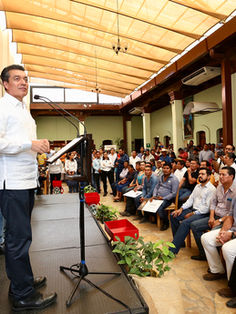 Con beneficios a productores, celebra Rutilio Escandón el Día Internacional del Café