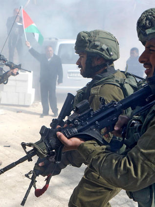 Israel bombardea la Franja de Gaza tras recibir cohetes del enclave