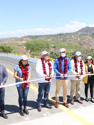En Venustiano Carranza, Gobernador inaugura tercera etapa de la carretera La Angostura-Pujiltic