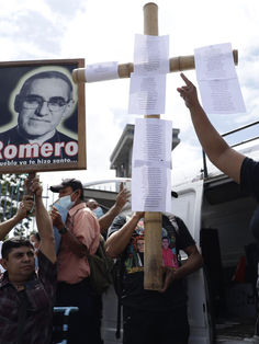 Parientes de detenidos rechazan la ampliación del estado excepción en El Salvador
