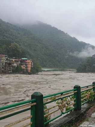 Inundaciones y tormentas han desplazado a 40 millones de niños en seis años