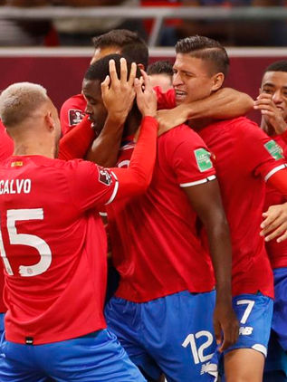 Costa Rica sufre para vencer a Nueva Zelanda y clasifica a Catar 2022
