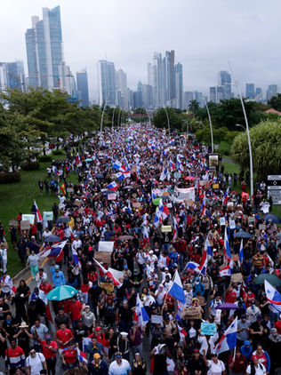 Crecen las protestas contra un acuerdo minero en Panamá