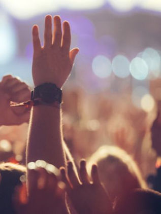 Estampida en Argelia deja cinco muertos y más de 80 heridos