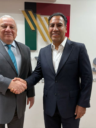 Gobernador gestiona recinto fiscal estratégico para Aeropuerto Internacional Ángel Albino Corzo