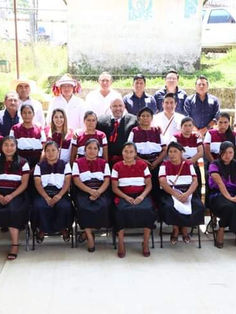 Mujeres de Larraínzar se capacitan en oficios no tradicionales 