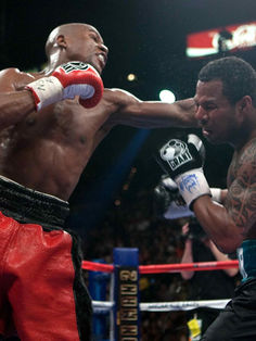 Arrancó el circo de Mayweather Jr