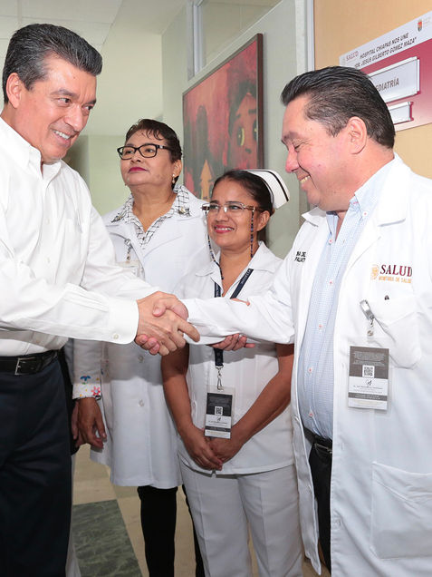 Atender al pueblo con mejores servicios de salud es una prioridad: Rutilio Escandón