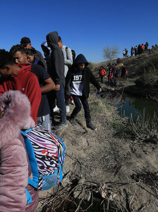 Iglesia llama al Gobierno a dejar de ver a migrantes como criminales