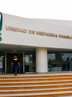 Personal del IMSS denuncia que no cuenta con seguridad social