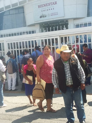 MOCRI CNPA-MN toma las oficinas de dependencia federal en Tuxtla