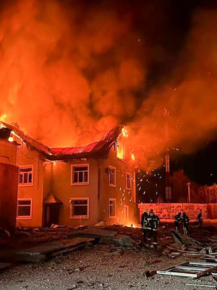 Rusia refuerza su escudo antiaéreo y advierte a EU contra despliegue nuclear en R.Unido