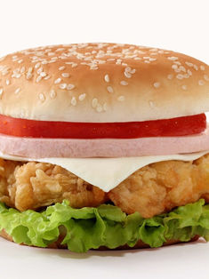 Profeco retira del mercado hamburguesas con pellejos de pollo