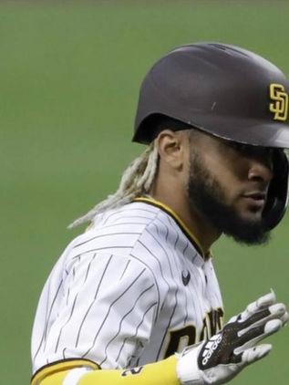 Padres mantienen el estatus