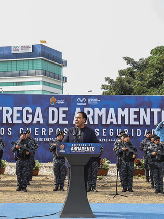 Eduardo Ramírez encabeza entrega de armamento a las corporaciones de seguridad estatal
