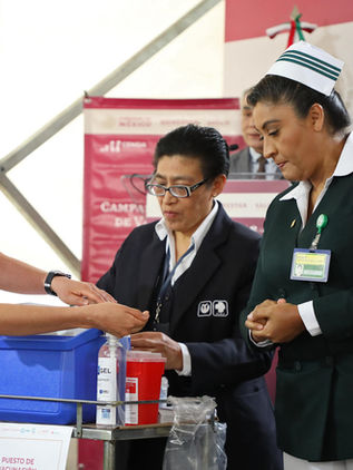 Arranca la campaña nacional de vacunación contra la influenza y covid-19