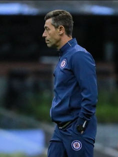 Ve Caixinha avance en su equipo