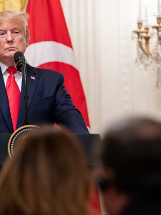 Trump pide un juicio político en el Senado