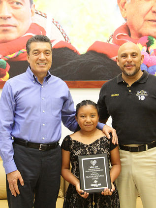 En nombre de Chiapas, expresa Rutilio Escandón orgullo y admiración a Xóchitl Cruz