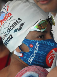 Nadadores de El Delfín se meten entre los mejores