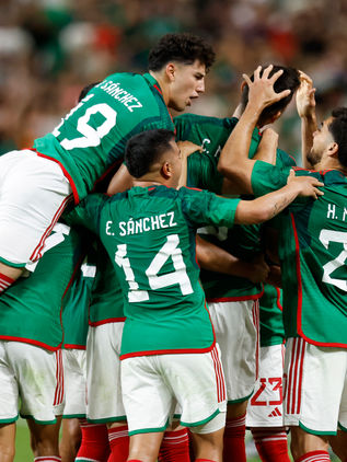 México golea a Jamaica y disputará la final de la Copa Oro contra Panamá