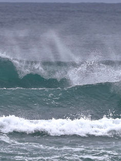 EUA advierte de peligro en casi toda la costa este estadounidense debido al huracán Erin
